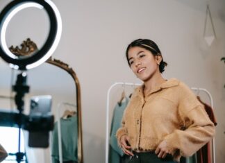 Jak korzystać z dźwięków w filmach TikTok?