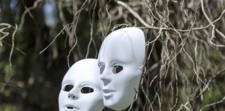 Co jest droższe Bugatti czy Lamborghini?