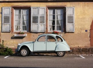 Ile waży Renault Twingo 1?