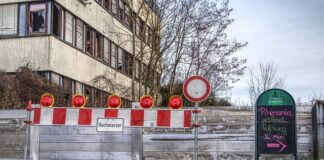 Jak sprawdzić szczelność lampy?