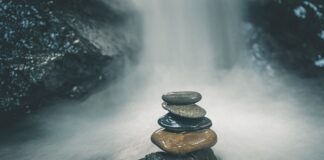 Ile się płaci za układanie płytek?