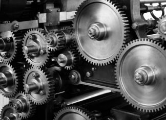 Czy koła dokręcać kluczem dynamometrycznym?