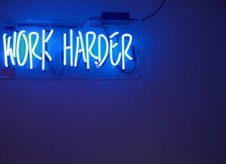 Ile trzeba cegieł na komin?