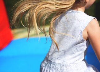 Co daje skakanie na piłce przed porodem?