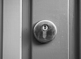 Ile kołków do styropianu na m2?