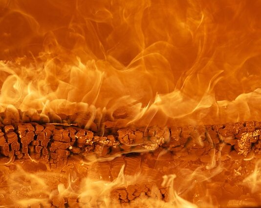 Jak połączyć dwie różne tapety?