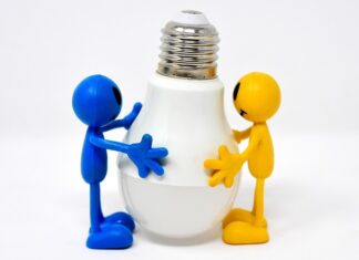 Co oznacza litera P przy włączniku światła?