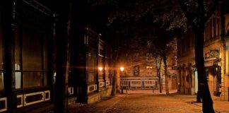 Jak podłączyć lampę sufitową LED?