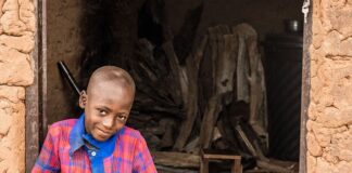 Czym kleić styropian do elewacji?