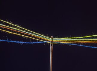 Jak podłączyć dwa punkty świetlne?