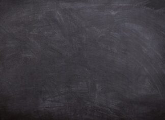 Gdzie musi być umieszczona tablica rejestracyjna?