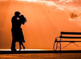 Co oznacza pomarańczowa lampka z wykrzyknikiem?