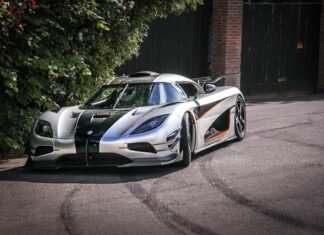 Ile kosztuje najtańszy Koenigsegg?
