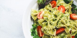 Czy pasta do zębów wyczyścić reflektory?