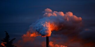 Jak się muruje komin z klinkieru?