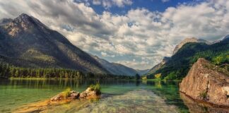 Jaki kąt wyprzedzenia zapłonu na biegu jałowym?