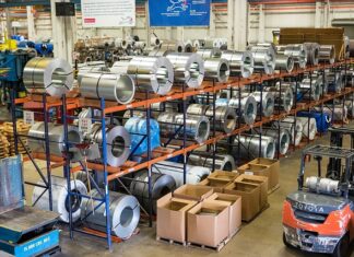 Ile volt daje cewka zapłonowa?